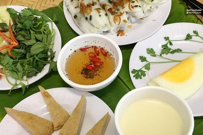 [HOT] Hanoi Old Quarter Walking Street Food - Small Group Tour - Train Street: memorable, but dependent on timing