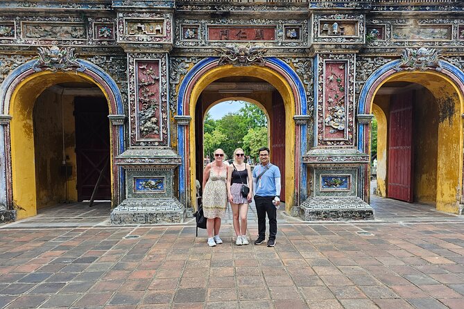 Hue Imperial City Walking Tour: Citadel & Forbidden City - Hien Lam Pavilion, Royal Structures, and Cửa Chương Đức