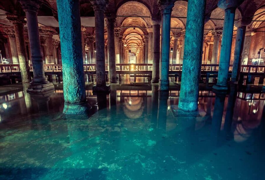 Istanbul City Walk: Blue Mosque, Hagia Sophia & Basilica - What to bring and what to leave behind