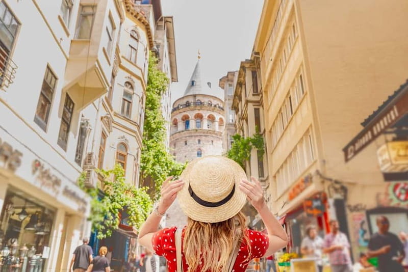 Istanbul City Walk: Galata Tower, Istiklal Street & Karaköy - Why this two-hour walk works well in Istanbul