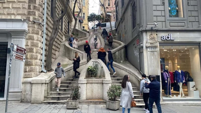 Istanbul City Walk: Galata Tower, Istiklal Street & Karaköy - Galata Tower and the best city view