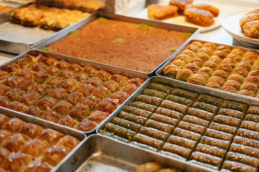 Istanbul: European and Asian Side Guided Foodie Walking Tour - Moda, tea, and a cool finish