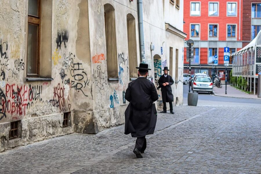 Jewish Krakow Walking Tour in English - Who should book the Jewish Krakow Walking Tour?
