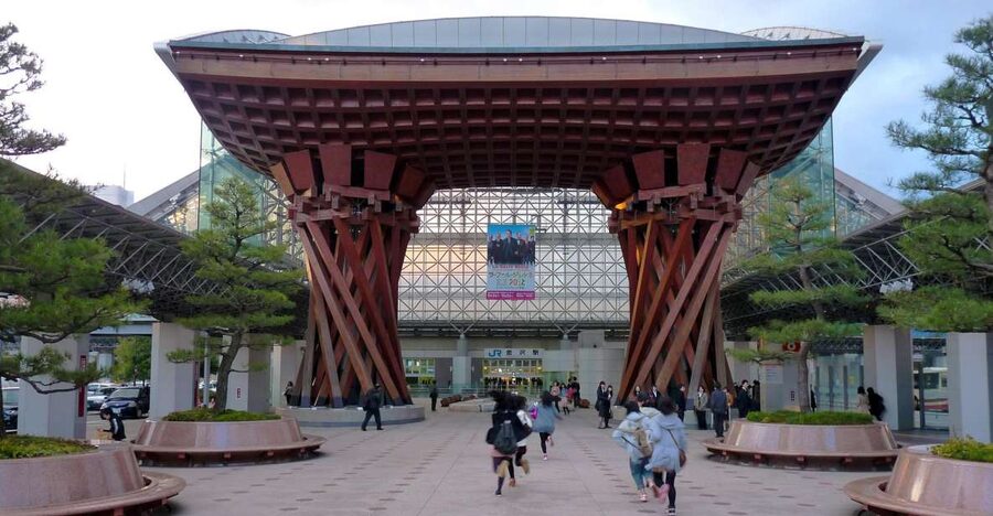 Kanazawa: Private Walking Tour with a Local - Why a local-led walk works well in Kanazawa