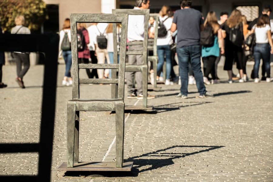Krakow: Jewish Ghetto Walking Tour - Starting near Schindler’s Factory
