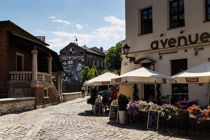 Krakow: Jewish Quarter Guided Walking Tour - The Jewish Cemetery and the human story