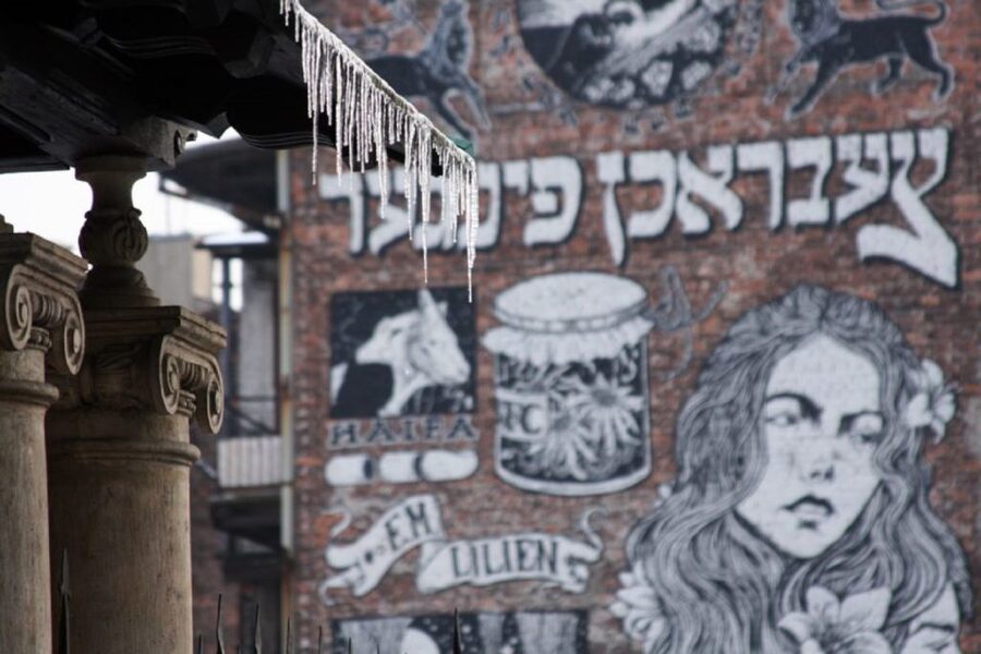 Krakow: Kazimierz Jewish Quarter Walking Tour - Why Kazimierz is worth your time
