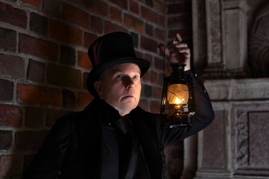Krakow: Legends and Tales of Old Town Walking Tour - What the pace and weather mean for you