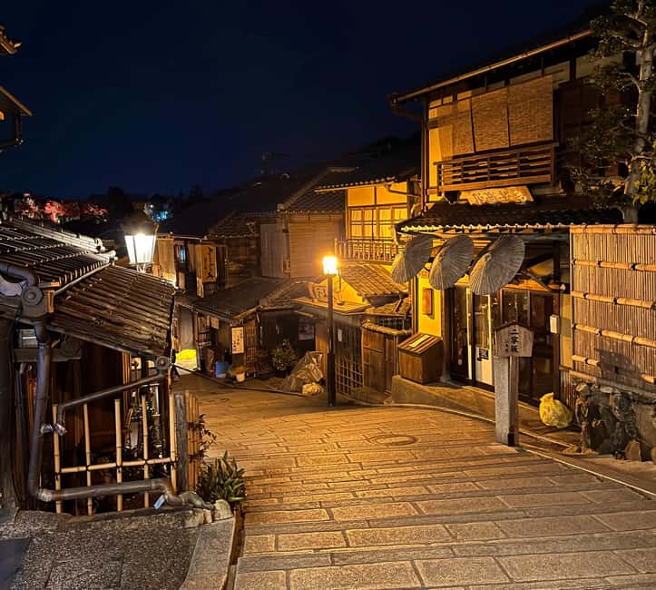 Kyoto: Gion Magical Night Walking Tour with Geisha Trivia - Choosing the right departure time