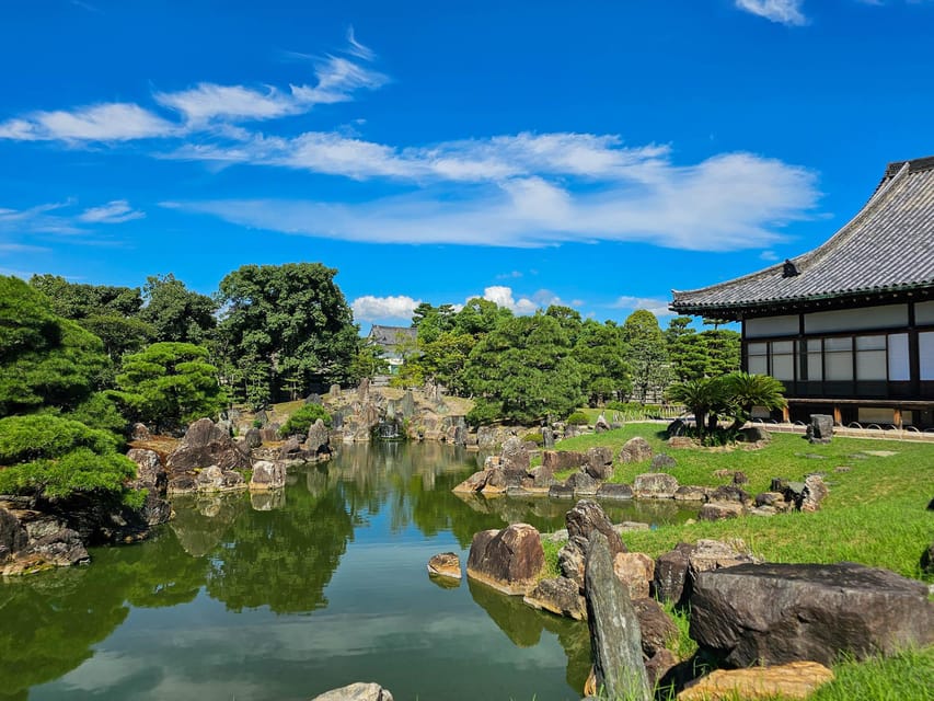 Kyoto: Imperial Palace & Nijo Castle Guided Walking Tour - The walk and change of focus