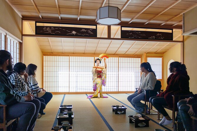 Kyoto: Meet the Geisha Maiko with Gion Walking Tour - Why this Gion experience feels different
