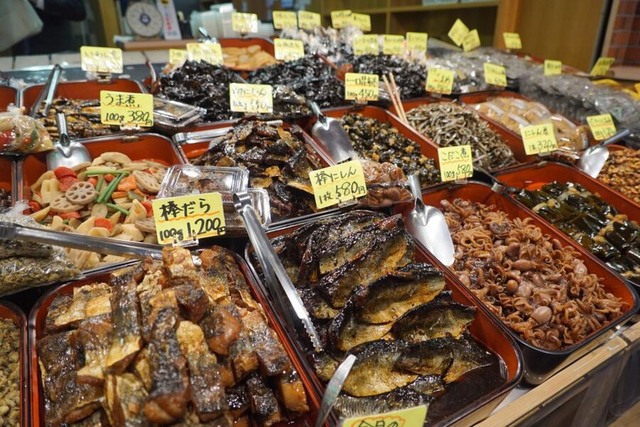 Kyoto: Nishiki Market Brunch Walking Tour-7 Tastings+Brunch - Crowds, weather, and walking comfort