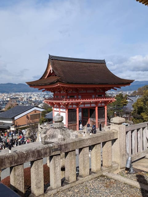 Kyoto: Private 2.5 Hour Historical Walking Tour - What the $80 group price really buys