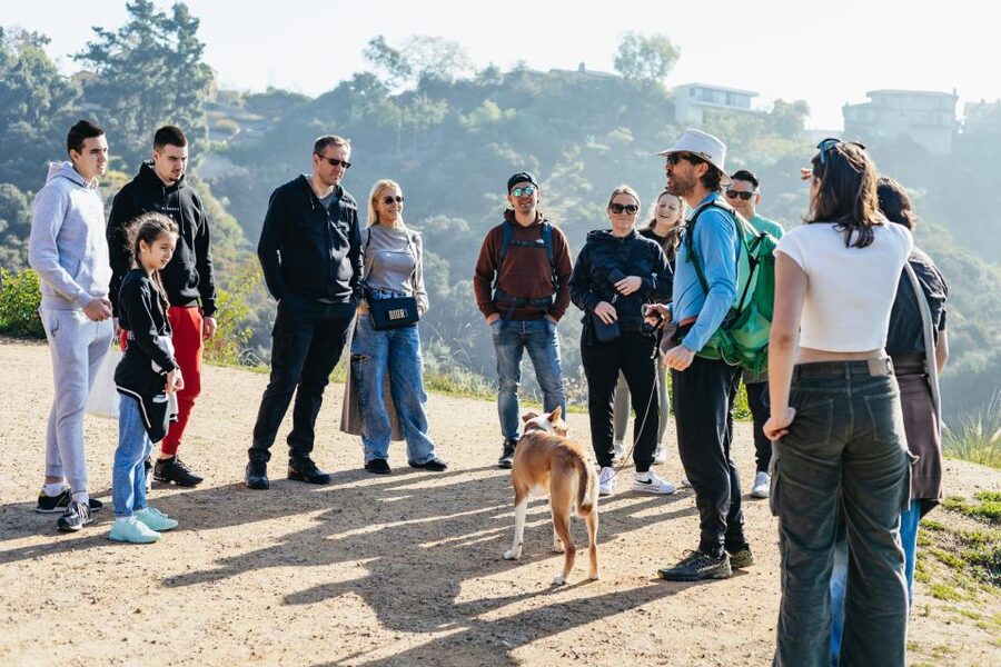 LA: Express Hollywood Sign Guided Walking Tour with Photos - Why This Short Hollywood Sign Hike Works