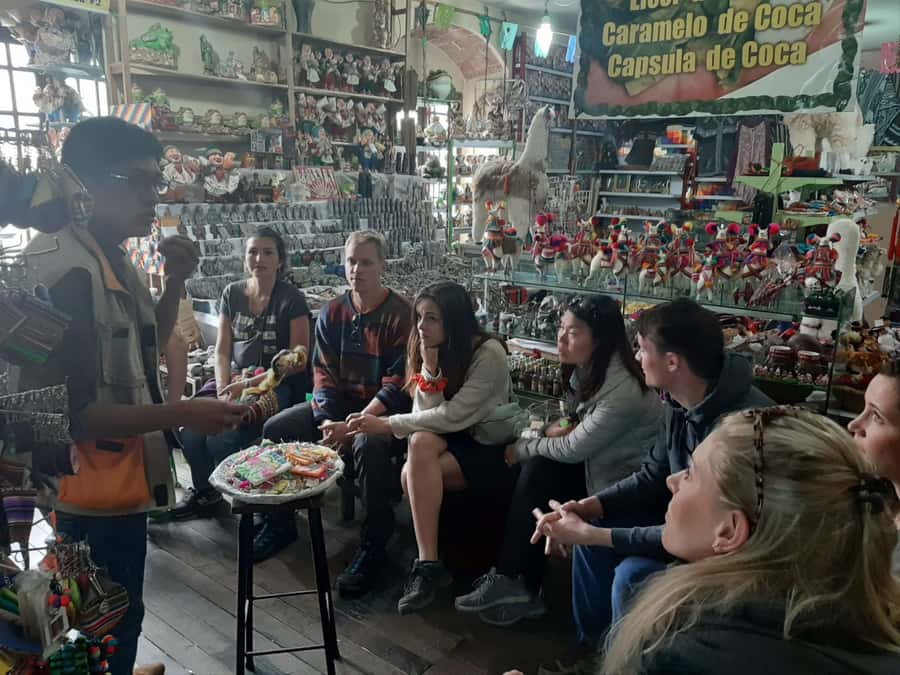 La Paz and El Alto: Cable Car Rides and Walking Tour - What the $10 Price Really Gets You