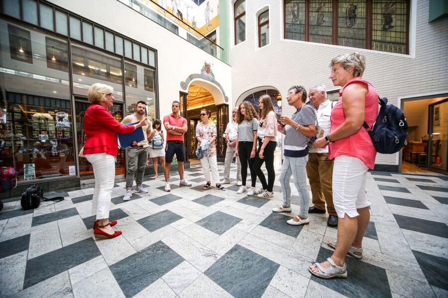 Leipzig: 2-Hour Guided Walking Tour in German - Mädler arcade and Auerbachs Keller bring literature and dining together
