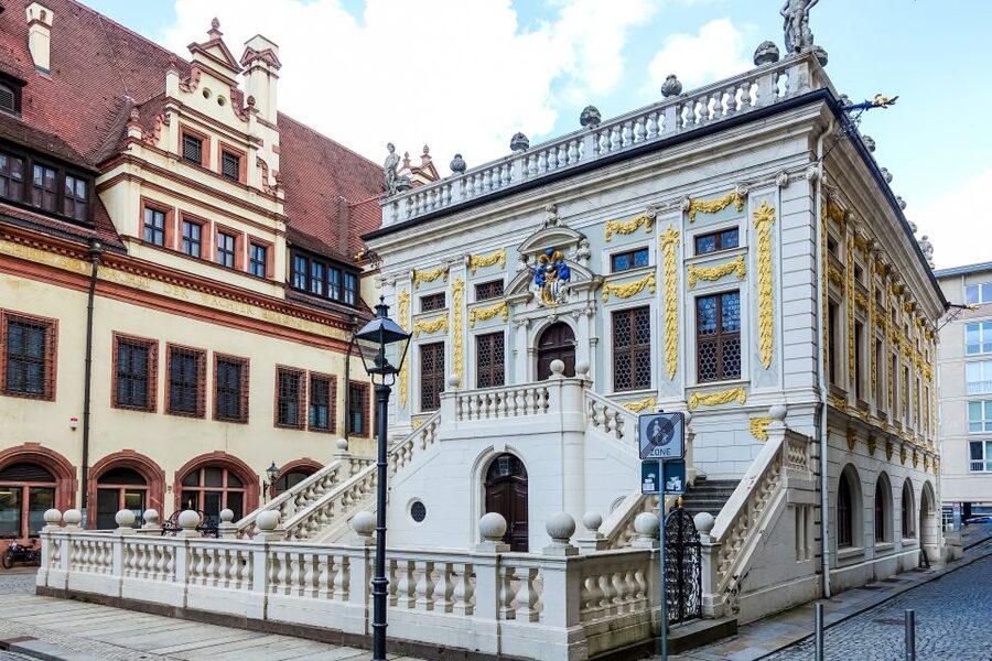 Leipzig: 2-Hour Guided Walking Tour in German - Barthels Hof offers another look at old Leipzig