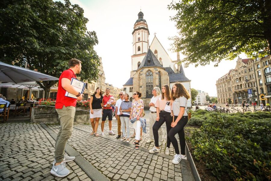 Leipzig: 2-Hour Guided Walking Tour in German - Augustus Square brings Leipzig’s cultural side into view