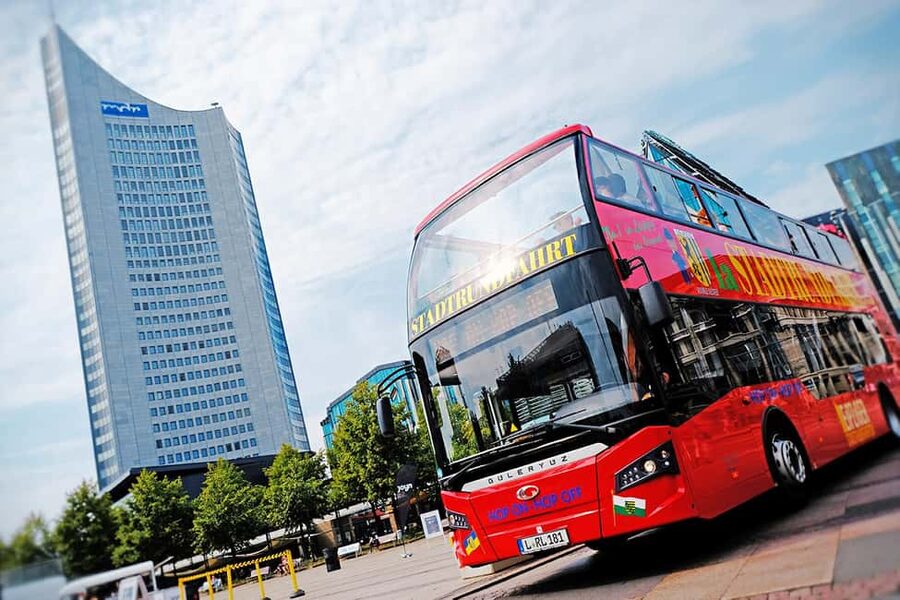 Leipzig: Bus Tour with Walking Tour - Starting beside the Hauptbahnhof