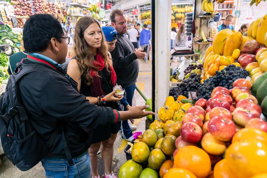 Lima: Miraflores Trending Flavors Half-Day Walking Tour - The guides make the difference