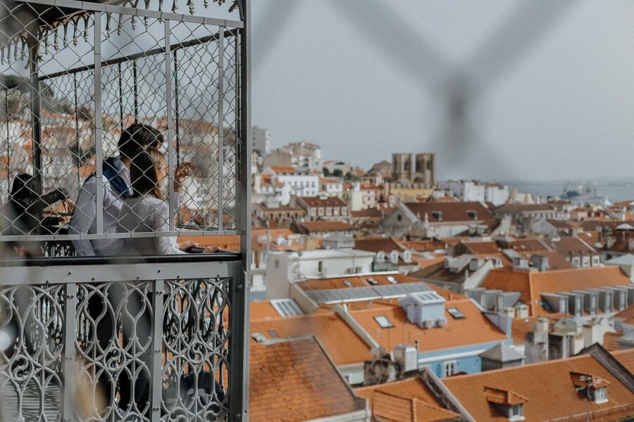 Lisbon: Alfama, Bairro Alto and Downtown Walking Tour - Key points to know before booking