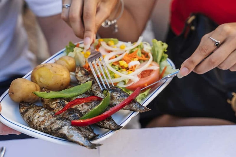 Lisbon: Baixa Food Walking Tour with Drinks - Four drinks, including Ginjinha and green wine