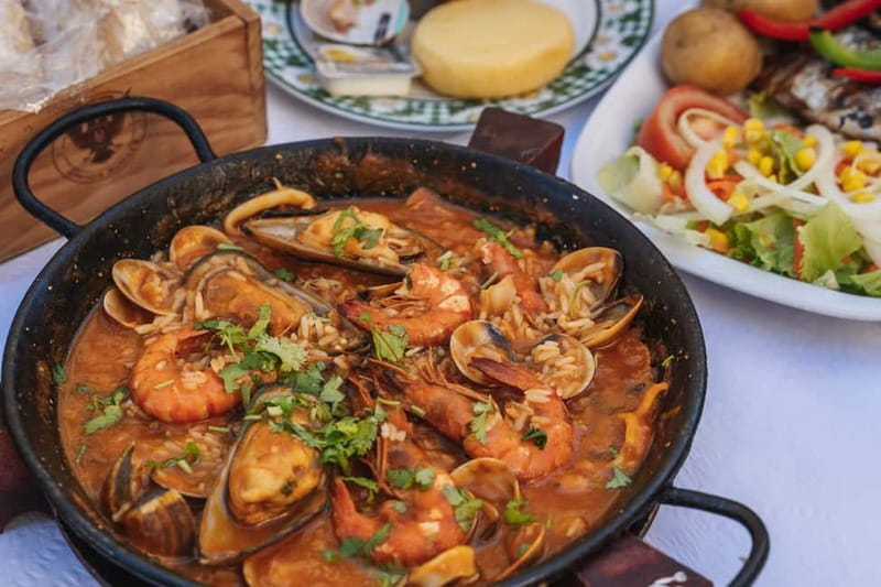 Lisbon: Baixa Food Walking Tour with Drinks - Why Baixa is a smart place for a food tour