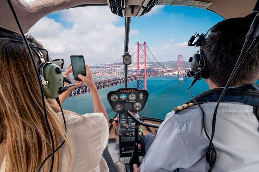 Lisbon: Helicopter Ride, Boat Trip, & Old Town Walking Tour - Downtown Lisbon and Alfama on foot