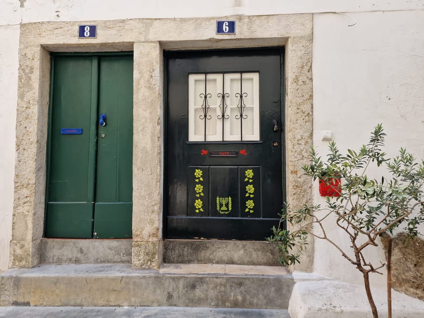 Lisbon: Jewish Walking Tour - What makes Luciano’s guiding style effective