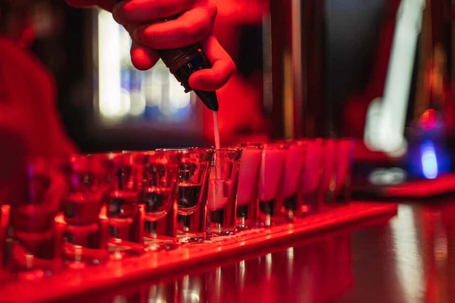 Lisbon: Private Dark History Walking Tour with Drinks - Why This Lisbon Night Tour Feels Different