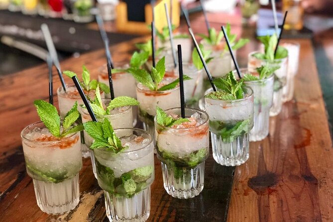 Little Havana Food and Walking Tour in Miami - What the guides add to the experience
