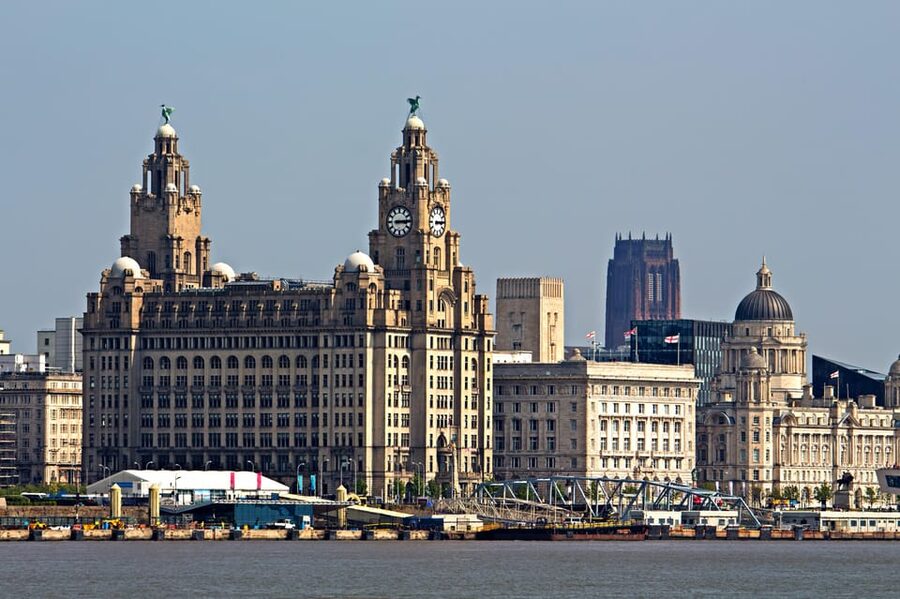 Liverpool: A Walk Through Time: Full History Walking Tour - Chapel Street, Castle Street, and the civic city