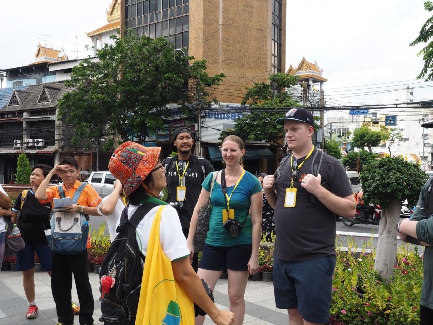 Local Life, Culture & Food Walking Tour at Chinatown - Old shophouses and the story of Talad Noi