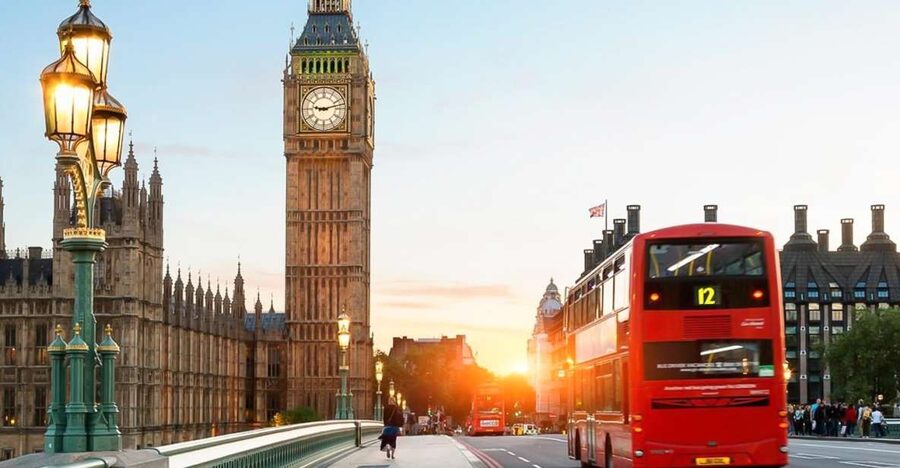 London: 30 London Sights Guided Walking Tour - Borough Market and the old warehouse district
