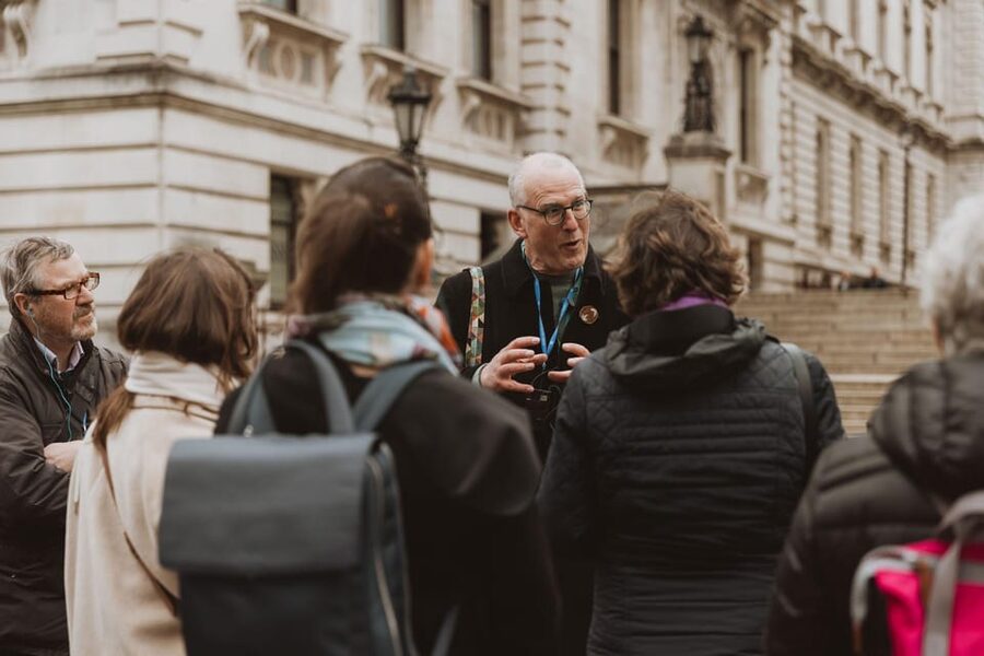 London: Buckingham Palace State Rooms & Royal Walking Tour - Should you book the Buckingham Palace royal walk?