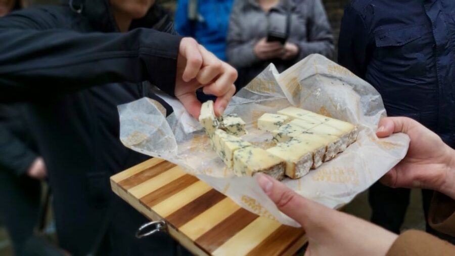 London: Cheese Walking Tour with Tastings - Why this cheese walk is different from a standard London tour