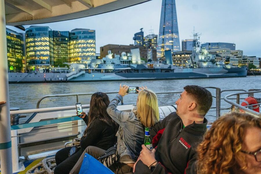 London: Ghost Walk and River Thames Boat Ride - Key points to know before you book