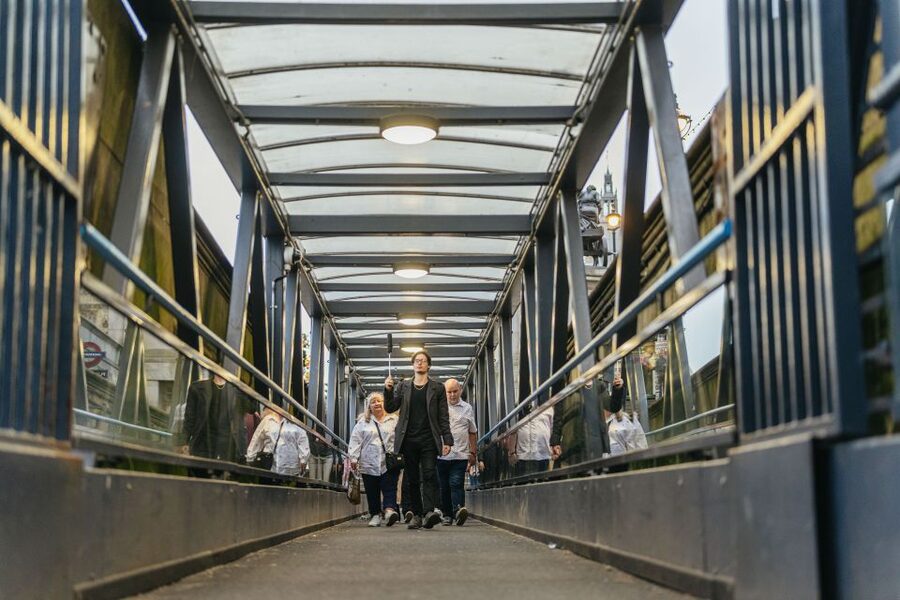 London: Ghost Walk and River Thames Boat Ride - Starting at Green Park with Diana watching over you