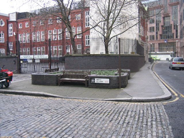 London: Jack the Ripper Evening Walking Tour - Why this Jack the Ripper walk works
