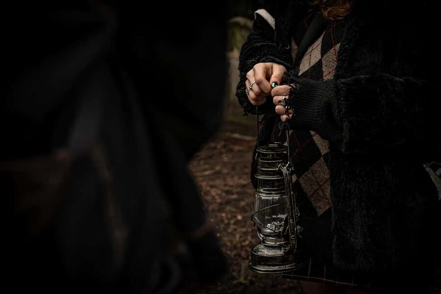 London: Jack the Ripper Night Walking Tour in Whitechapel - Brick Lane: An East End Beginning