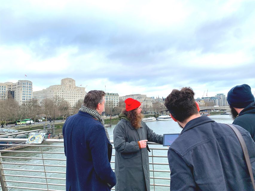 London: James Bond and Spies Walking Tour - The Mall and Pall Mall: Bond’s polished side