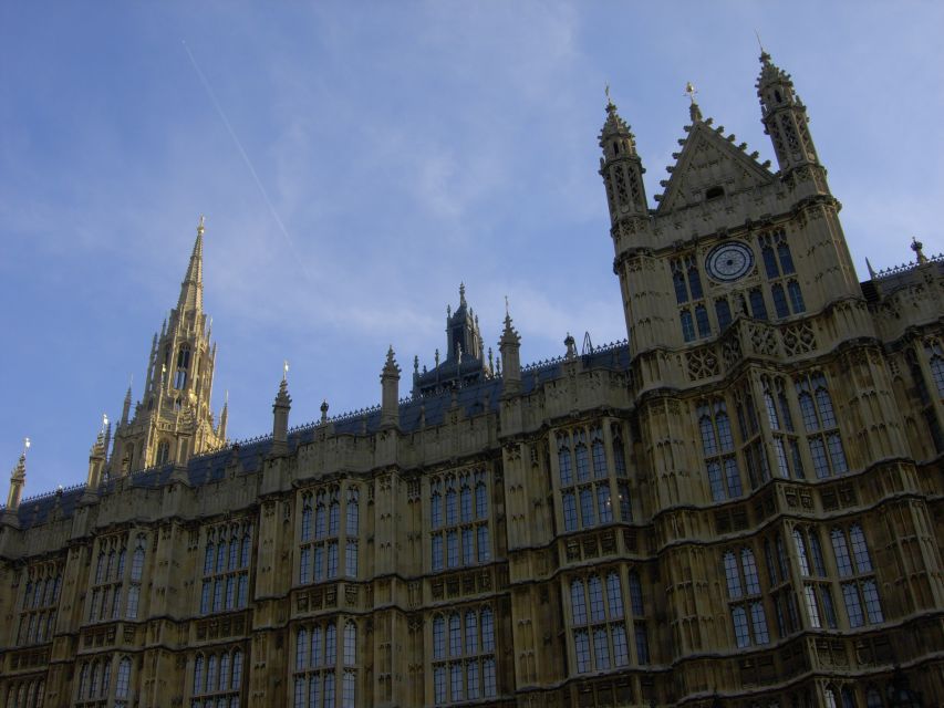 London: Private Walking Sightseeing Tour - Trafalgar Square and the National Gallery