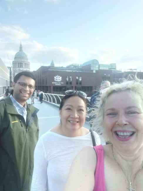 London: Private Walking Tour with a Local - Choosing the right route for your interests