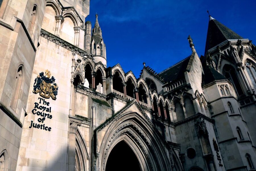 London: Private Walking Tour with a Local - Who should book this London experience