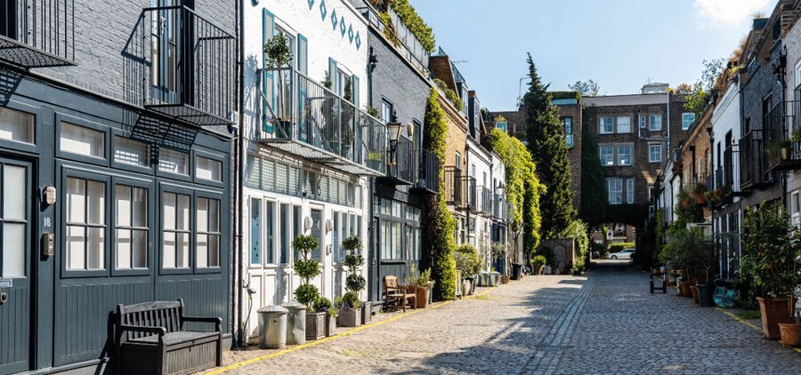 London: Self-Guided Notting Hill Walking Tour with an APP - Lansdowne Crescent’s broad arches