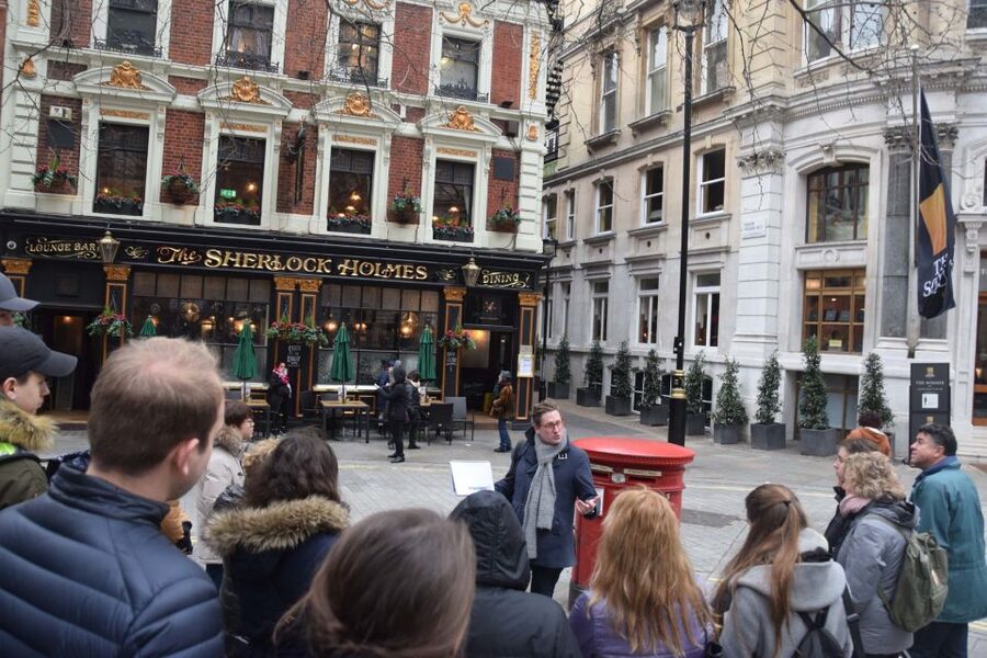London: Sherlock Holmes-Themed Walking Tour - Film locations from Brett to Cumberbatch
