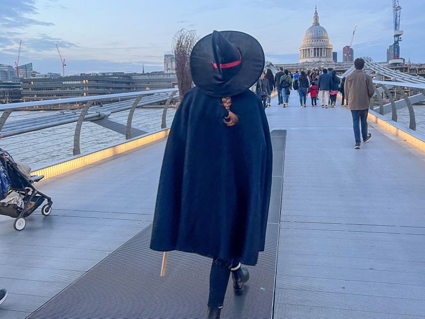 London: Witches and History Bankside Walking Tour - Guide style, pace, and group experience