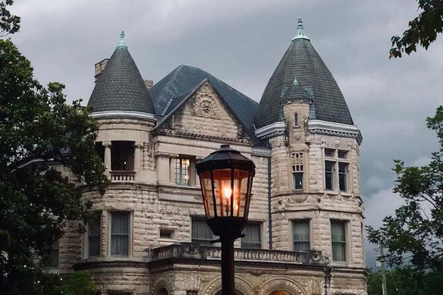 Louisville: Old Louisville Walking Ghost Tour - Key points to know before you go