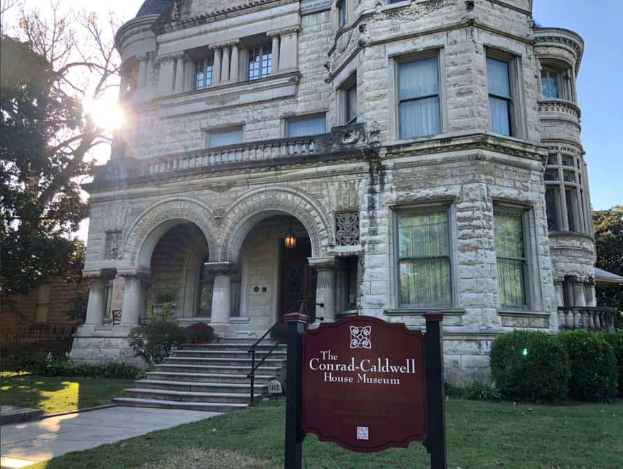 Louisville: Old Louisville Walking Ghost Tour - Is $25 a fair price?