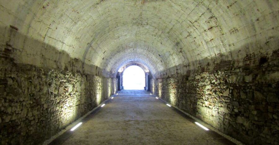 Lucca: Renaissance City Walls Walking Tour - Why Lucca’s walls are more than a pretty walk